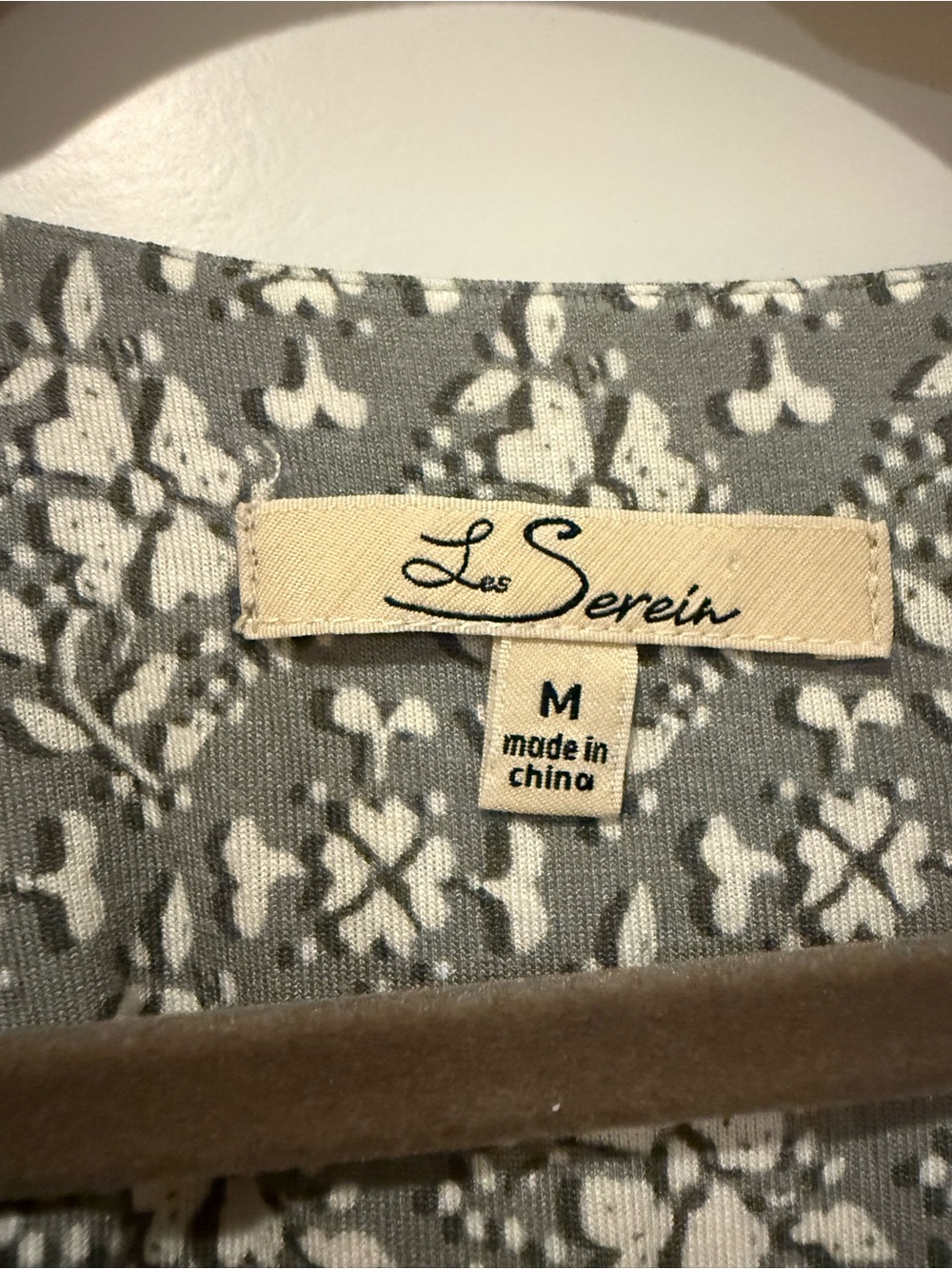Gray & Pink Patterned Cap Sleeve Top - Picture 3 of 3